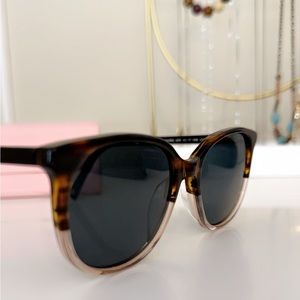 Warby Parker Laurel Sunglasses. Perfect condition barely worn.